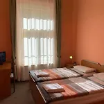 Center 2*